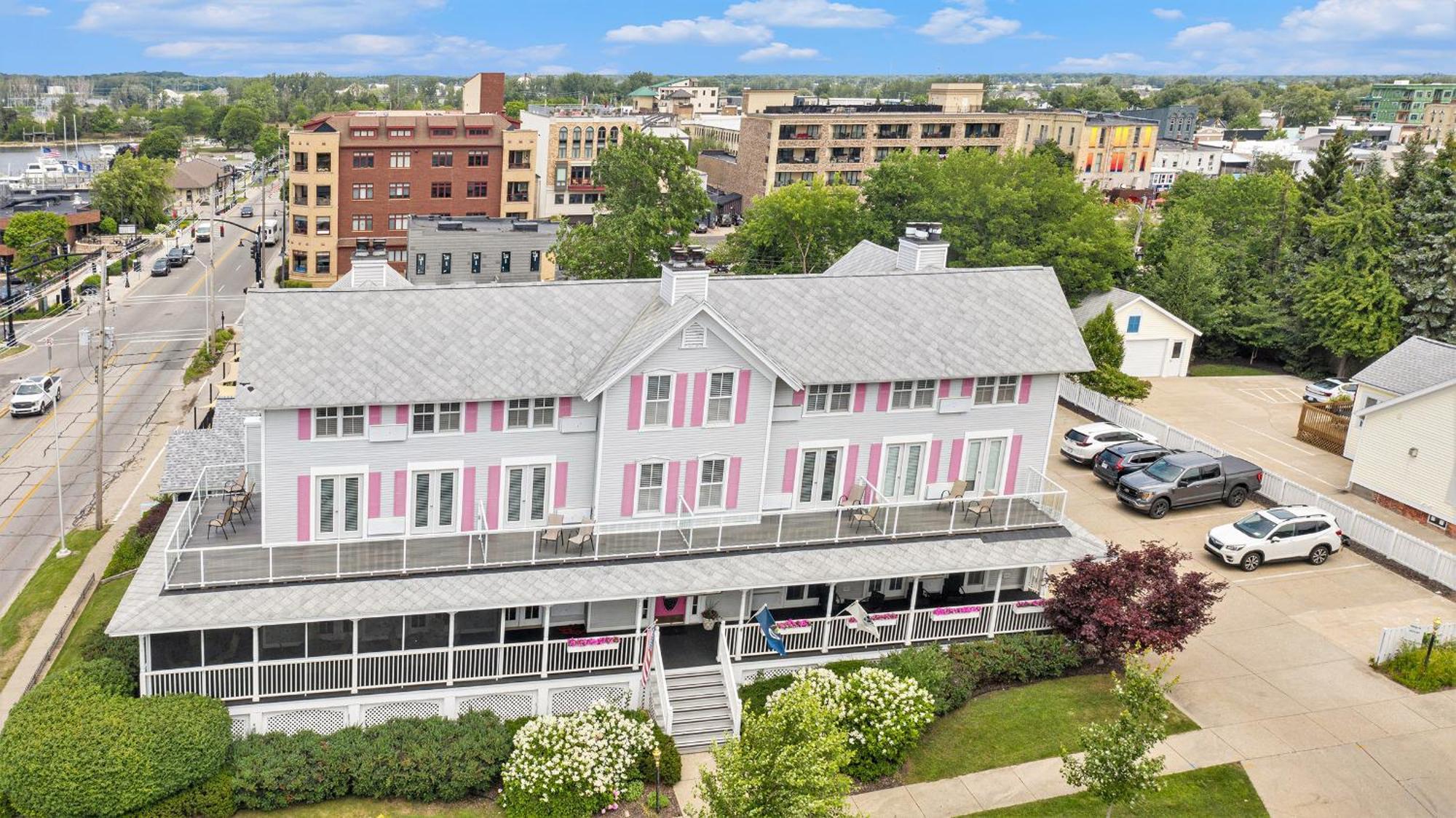 Harbor House Inn Grand Haven Exteriér fotografie